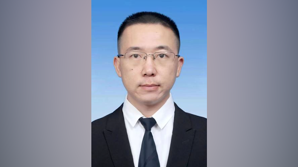 90后,北京大学人钟方久成为凤城市新任副市长。