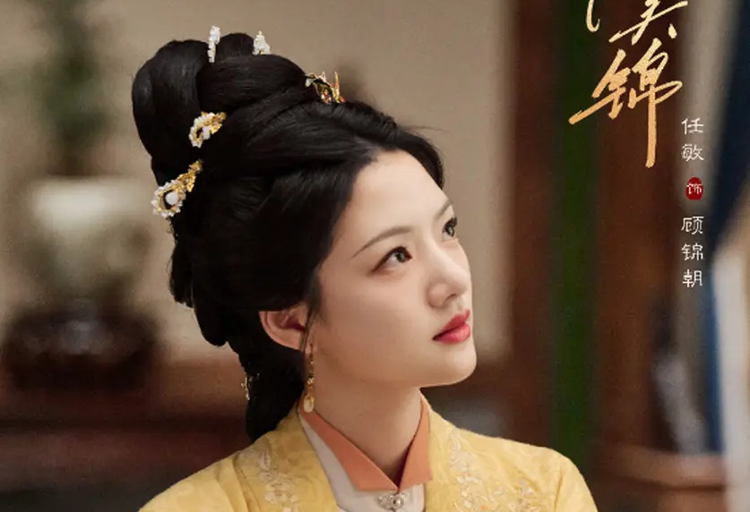 孙俪今日晒出自己和儿子的合照：背后看上去，等等比我高那么多了