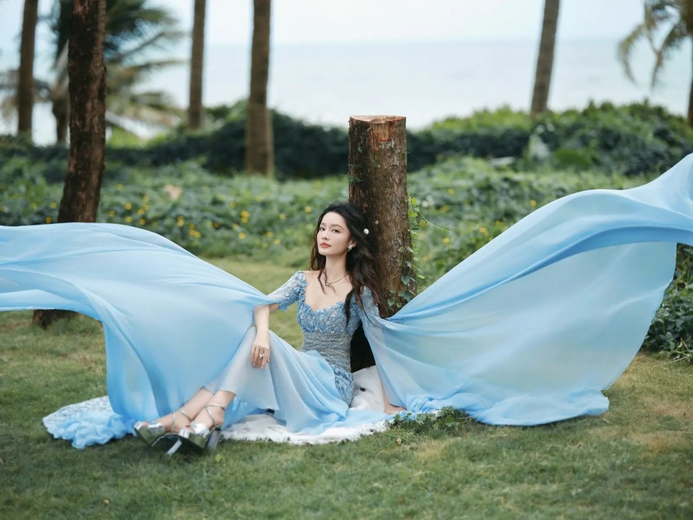 TVB兩大男星各手握3部剧！TVB人气花旦独挑4部剧一枝独秀！巡礼大合照出炉