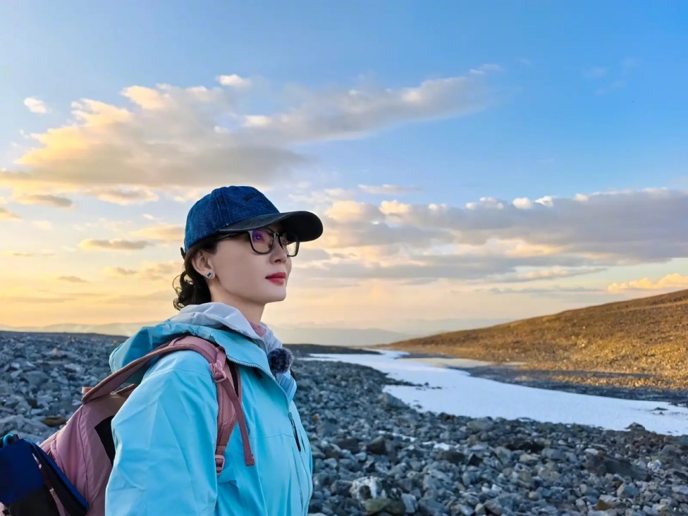 电影《即兴谋杀》首映礼 李庚希谈一人分饰两角