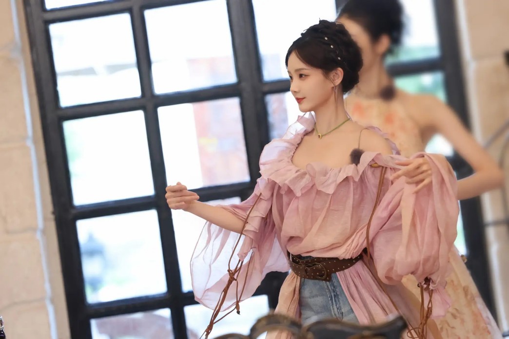 票房登顶、黑马频出，它们的成功能复制吗？