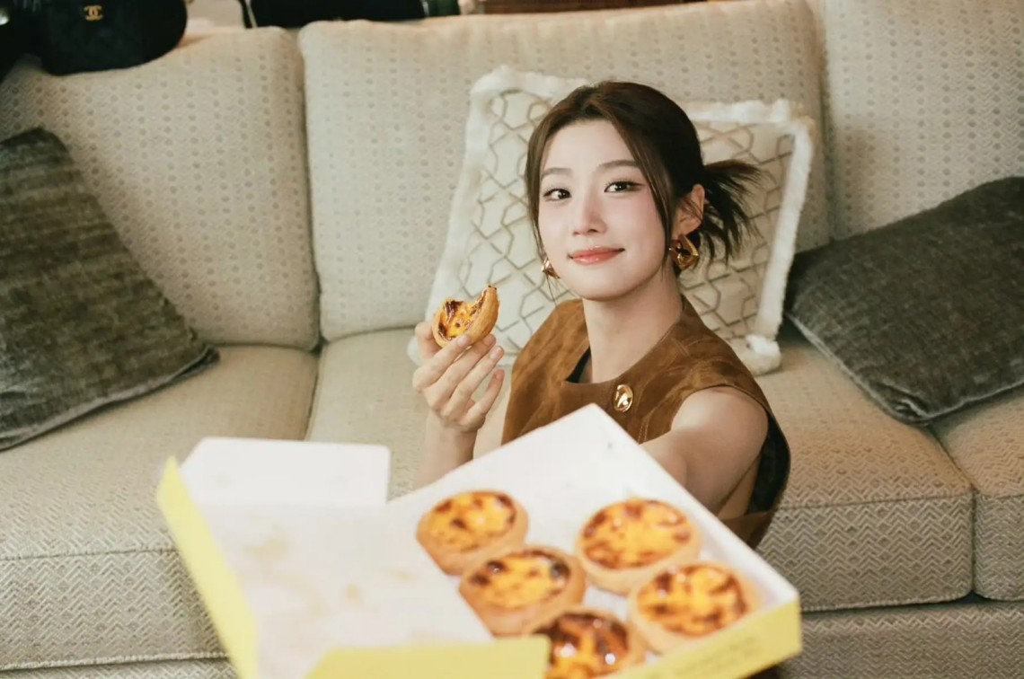 我们试了夸克最新AI眼镜，它能帮阿里打赢流量入口之争吗？